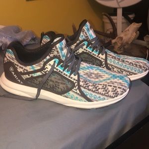 Ariat women’s shoes